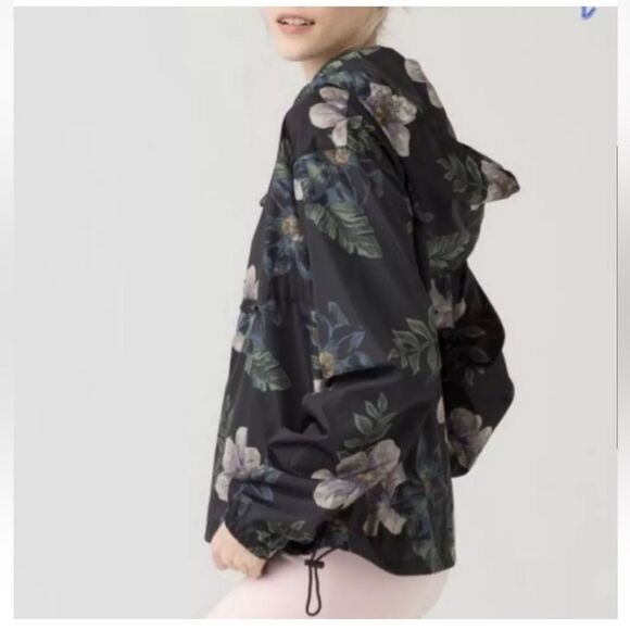 Thread & Supply Floral Zip up Windbreaker Lightweight Jacket Size Large - Picture 1 of 14